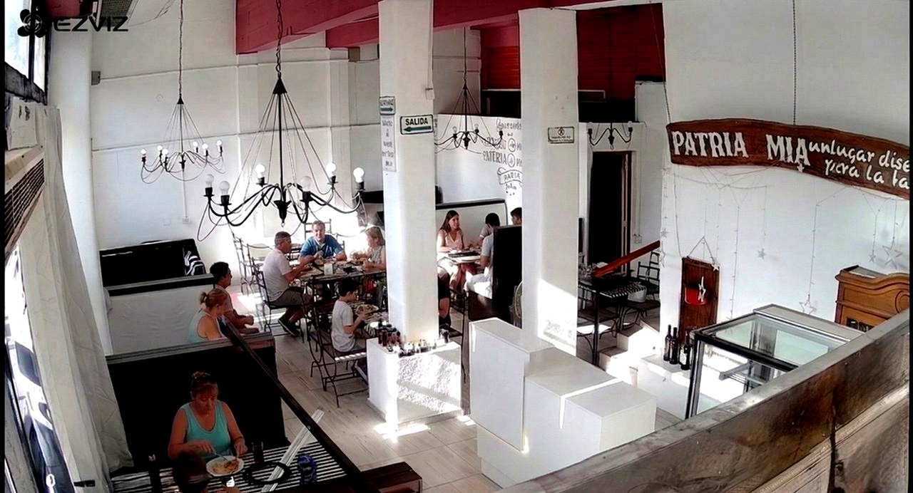 Salón del restaurante Patria Mia